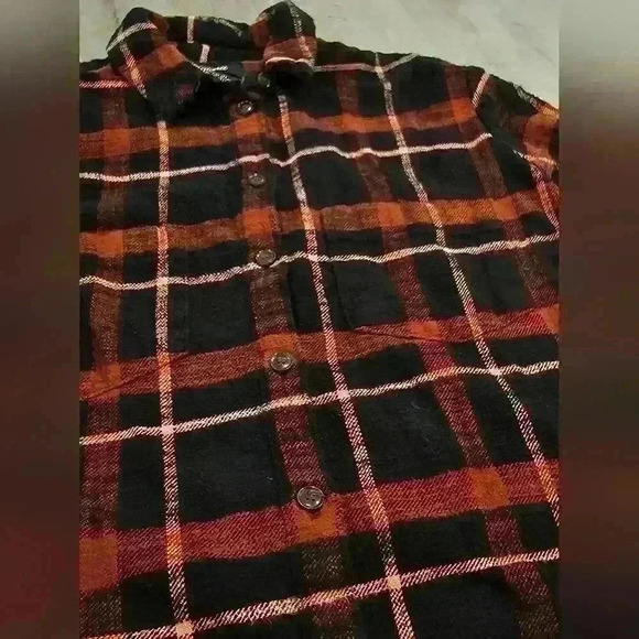 Madewell Women's Flannel Button Down - Picture 5 of 7